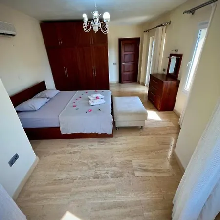 With Pool In Dalyan, The Paradise Town Of Mugla, Caretta Villa *